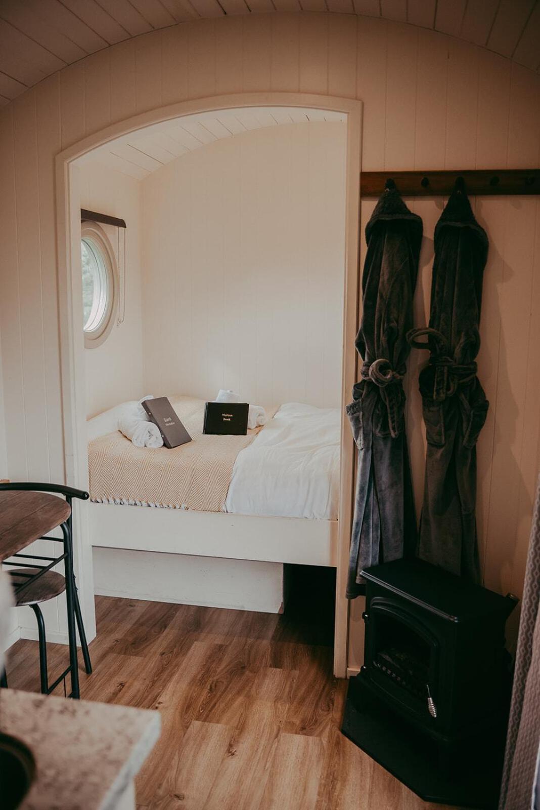 Bed and Breakfast The Wilson Arms Torver Habitación foto